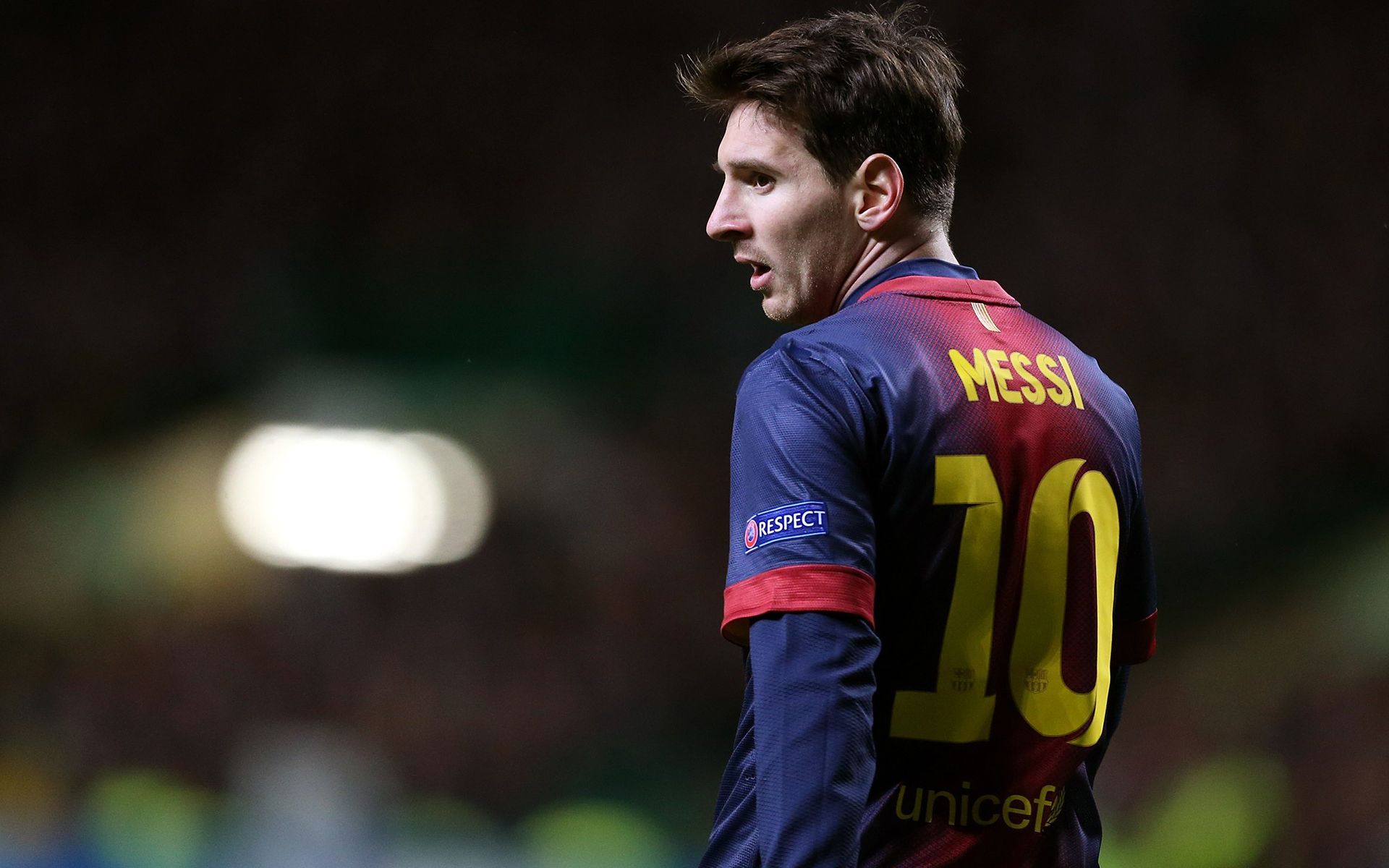 续牵动着所 续牵动着所