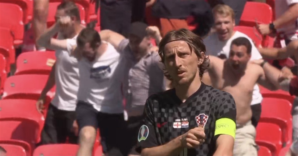 库巴西因伤 库巴西因伤